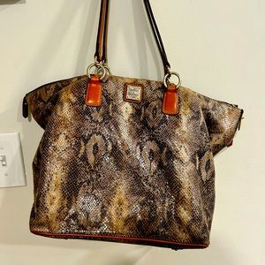 Authentic Leather Dooney &Burke purse